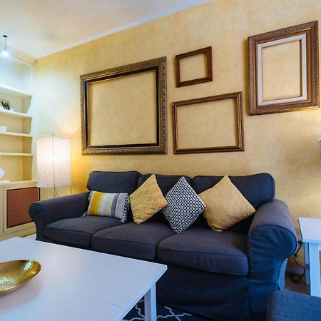 Pajaritos Suite Apartment - Private Parking Included Sevilla Exteriér fotografie