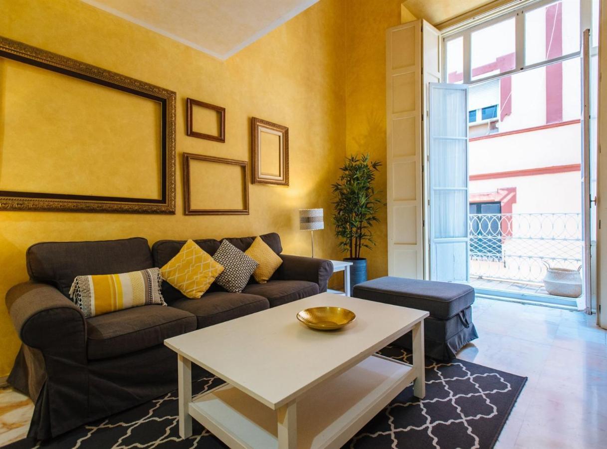 Pajaritos Suite Apartment - Private Parking Included Sevilla Exteriér fotografie